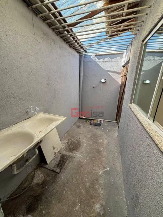 Imagem Casa com 2 dormitórios à venda, 60 m² por R$ 260.000 - Caminho de Búzios - Cabo Frio/RJ