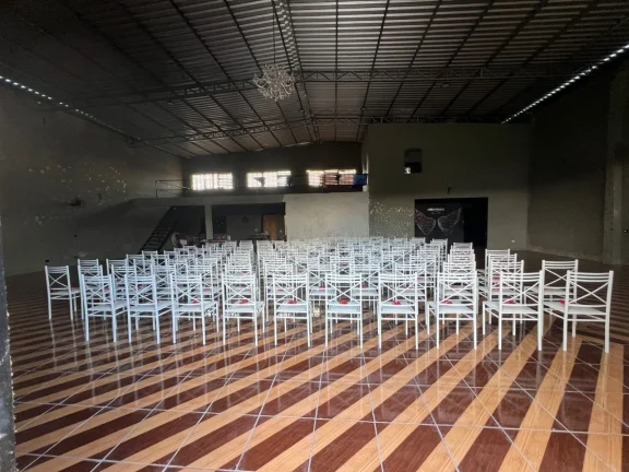 Imagem Salão Comercial de 500m² no Jardim Itaguaçu, Salto-SP: Oportunidade de Venda ou Locação!