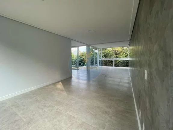 Imagem Casa em Condomínio a Venda no bairro Granja Viana - Carapicuíba, SP