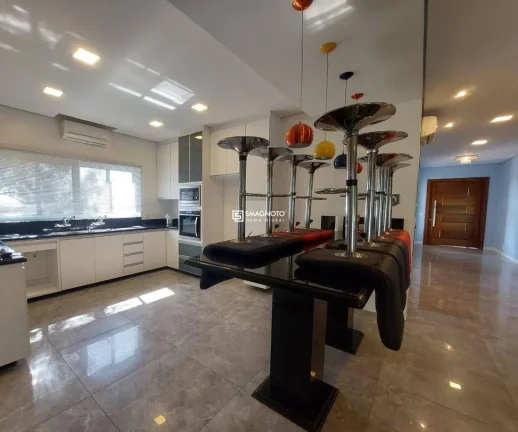 Imagem Sobrado com 6 dormitórios à venda, 350 m² por R$ 2.300.000,00 - Monte Alegre - Piracicaba/SP