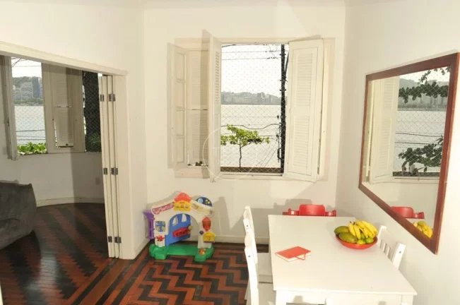 Imagem APARTAMENTO com 3 DORMITÓRIOS na URCA