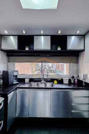 Imagem Apartamento de 227 m², com 3 dormitórios, sendo 3 suítes, sendo a master com banheira, escritóri...