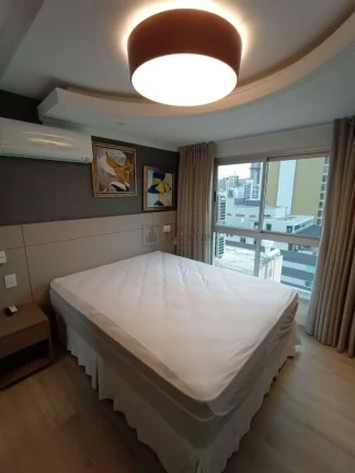 Imagem Apartamento Frente Mar com 3 suítes à venda no Centro de Balneário Camboriú