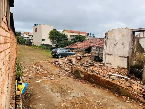 Imagem Ótimo lote à venda no bairro São José – 674m2 em excelente localização!