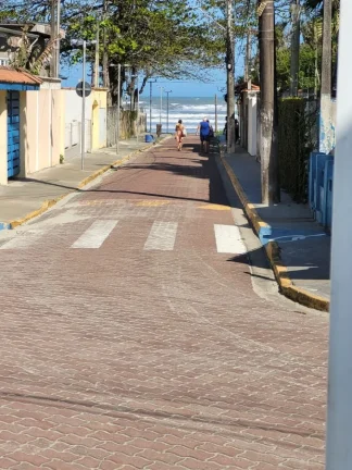 Imagem Casa para Venda em Itanhaém, Praia dos Sonhos, 4 dormitórios, 2 suítes, 2 banheiros, 2 vagas