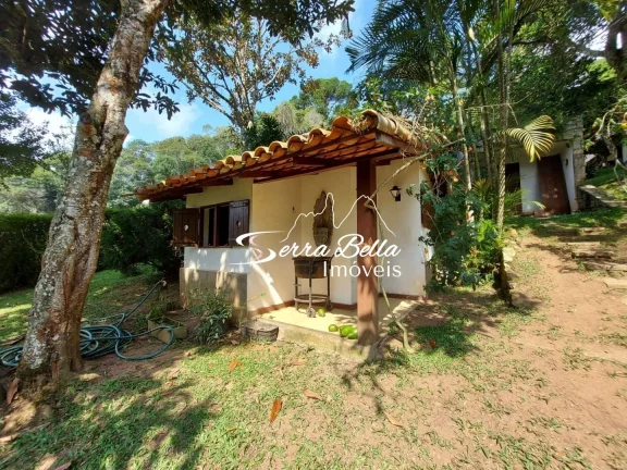 Imagem Casa com 5 dormitórios à venda, 354 m² por R$ 990.000,00 - Albuquerque - Teresópolis/RJ