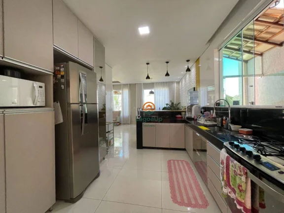 Imagem Casa com 4 dormitórios à venda, 225 m² por R$ 1.590.000 - Condomínio Solar Primavera - Lagoa Santa/MG