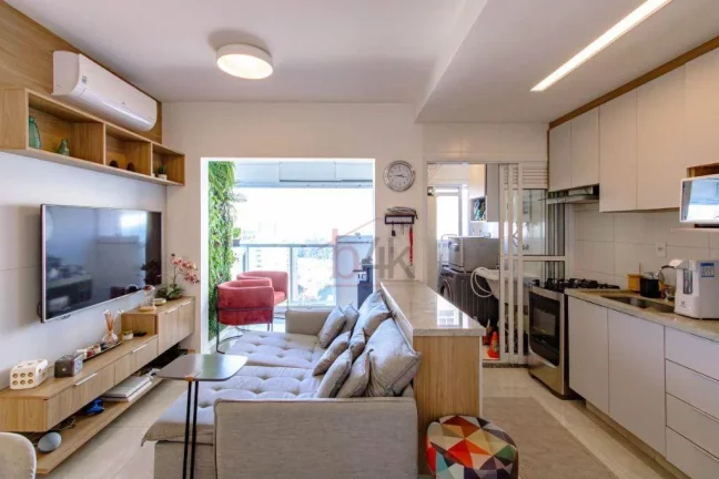 Imagem Apartamento com dois dormitórios e varanda a venda na Chácara Santo Antônio.