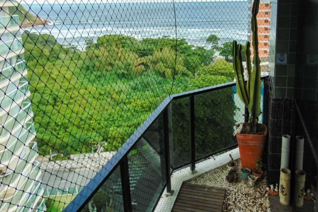 Imagem Praia do Tombo - 03 suítes - 01 apartamento por andar com vista para o mar - 02 vagas.