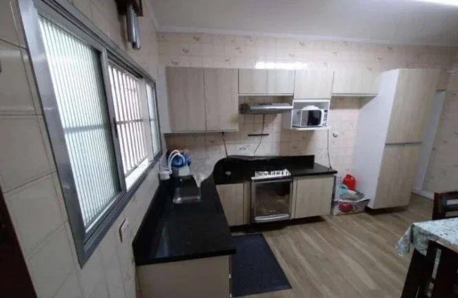 Imagem Casa com Edicula para locação