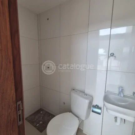 Imagem Alugo 9 salas comerciaide 24 e 18 m2 com banheiro e espaço pra cozinha