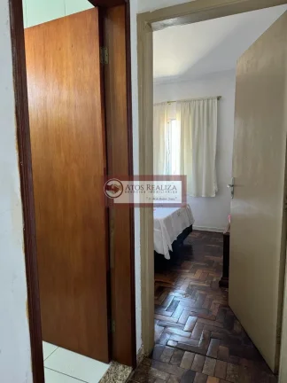 Imagem Assobradado à Venda em Vila São José - 2 Dormitórios, 190m²
