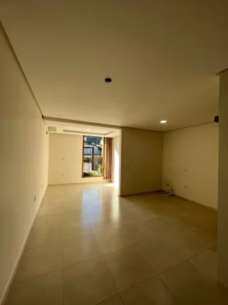 Imagem Linda Casa geminada de 2 quartos e 72 metros quadrados privativos no Bairro Centenário