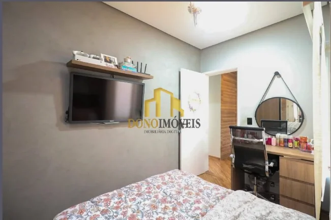 Imagem Sobrado amplo com 215 m², 3 dormitórios, Bairro Ceramica, SCS