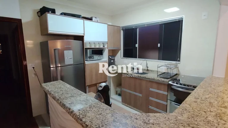 Imagem Casa com 2 dormitórios à venda, 98 m² por R$ 460.000,00 - Jardim Portugal - Rio Claro/SP