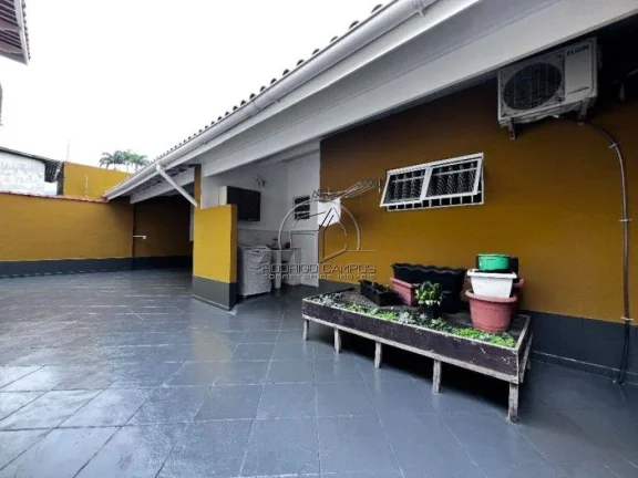 Imagem Espaçosa Casa Isolada 3 Quartos Vila Tupi Praia Grande à Venda