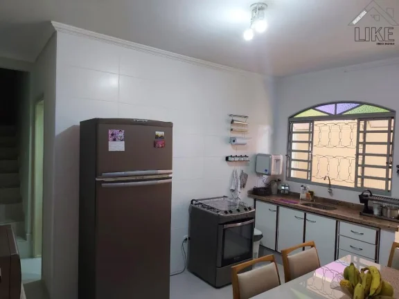 Imagem Casa - 03 Quartos com Suíte - São Judas