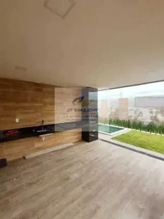 Imagem Vendo casa em condomínio fechado, com 202m², 3 suítes s/ 1 master, área gourmet, piscina e 4 vagas