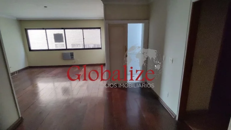 Imagem Apartamento à venda com 3 dormitórios em prédio de frente para praia em Santos