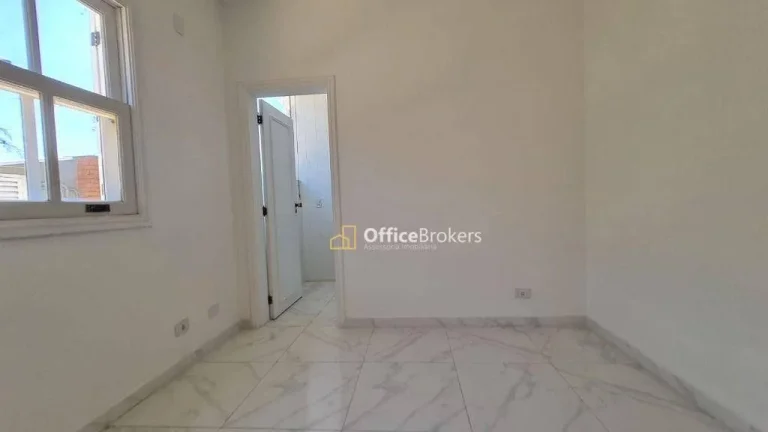 Imagem Casa à venda Residencial 5 com 4 dormitórios à venda, 620 m²