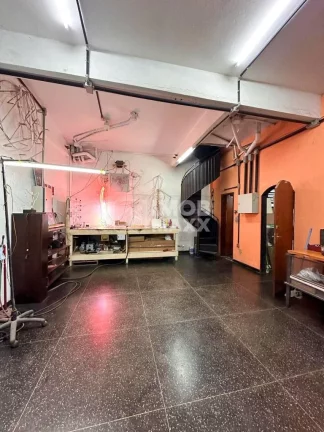 Imagem Venda de Prédio no Guará II com 511m², 3 pavimentos (térreo comercial e 1º e 2º pavimentos residencial) escriturado