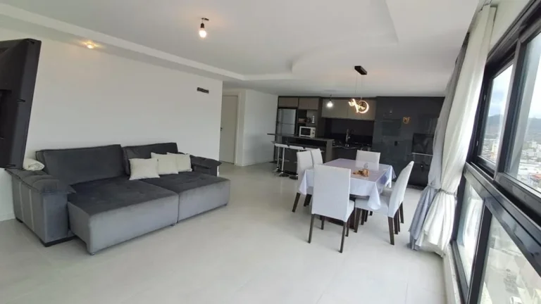 Imagem ALUGUEL TEMPORADA de Apartamento mobiliado com 3 dormitórios sendo 1 suíte e 2 Demi-suíte no Bairro Gravatá-Navegantes-SC