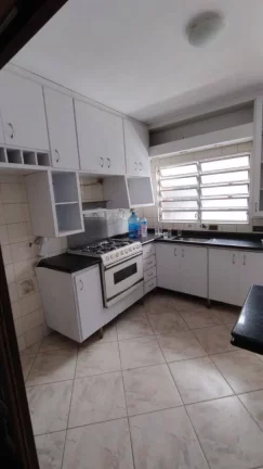 Imagem Sobrado com 3 dormitórios para alugar, 350 m² por R$ 3.150,00/mês - Parque Marajoara - Santo André/SP