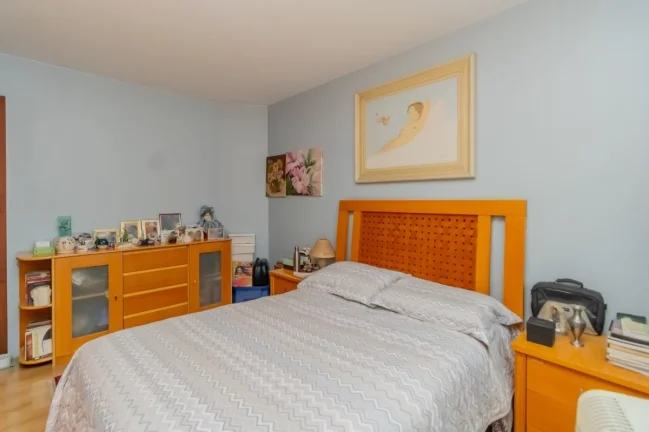 Imagem Apartamento Perdizes - 170M², 4 Dorms, 2 Suítes, 3 Salas, 3 Vagas Demarcadas, Face Norte, Varanda, Armários, Depósito, Hidromassagem, Piscina.