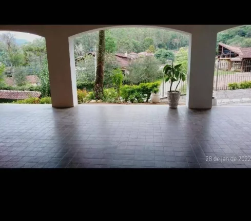 Imagem VENDO ESTA LINDA CASA EM NOVAFRIBURGO. BAIRRO: PARQUE S. CLEMENTE