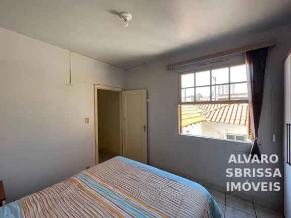 Imagem Casa estilo sobrado com 3 dormitórios cozinha e ampla sala a venda na região central de Itu SP
