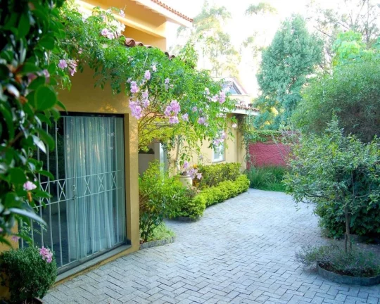 Imagem Linda casa em Condômino fechado