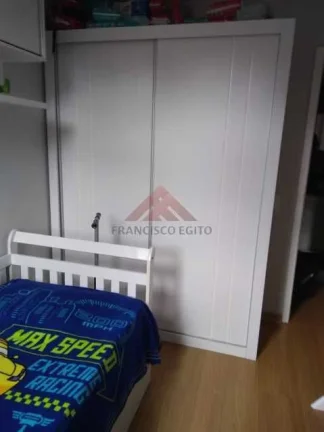 Imagem Francisco Egito vende Bom apartamento todo reformado,piso laminado na sala e nos quartos,banheiro com armário e box tipo blindex,sala ampla,cozinha m