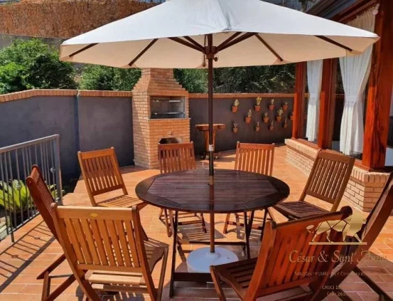 Imagem Casa com 5 Suítes para alugar - Campos do Jordão/SP