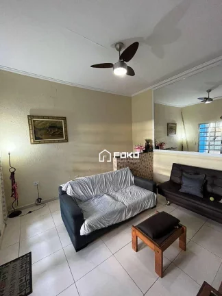Imagem Sobrado com 3 dormitórios à venda, 350 m² por R$ 550.000,00 - Água Chata - Guarulhos/SP