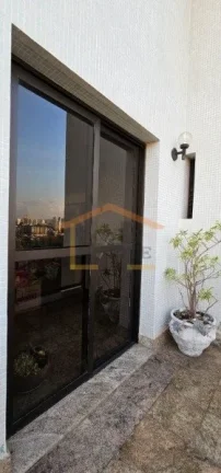 Imagem Apartamento duplex 275mÂ² em prÃ©dio exclusivo com apenas seis unidades, 4 dormitÃ³rios, sendo 2 suÃ...