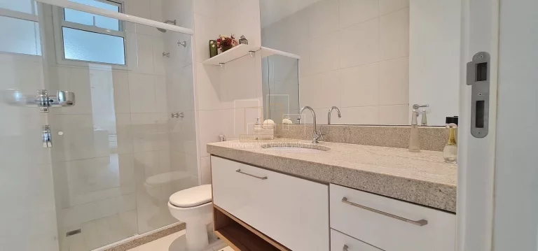Imagem Apartamento 3 Quartos Suíte Vazio na Praia da Costa, Parque das Castanheiras