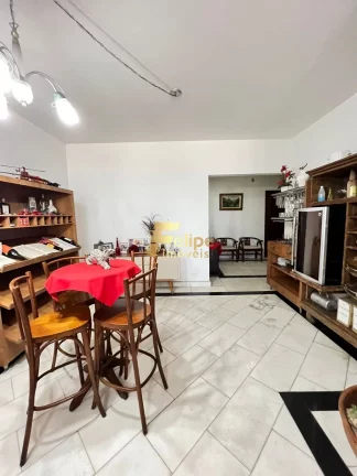 Imagem Oportunidade única! Apartamento de luxo à venda com localização privilegiada de frente para o mar!