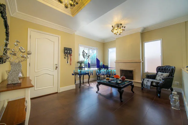Imagem CASA COM CLASSE EM ESTILO, INTEGRADA COM ÓTIMO ACABAMENTO, NA GRANJA VIANA
