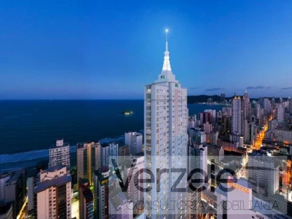 Imagem Apartamento Quadra Mar para Venda em Balneário Camboriú / SC no bairro Centro