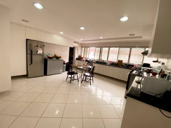 Imagem Belíssima Cobertura triplex no bairro Embaré