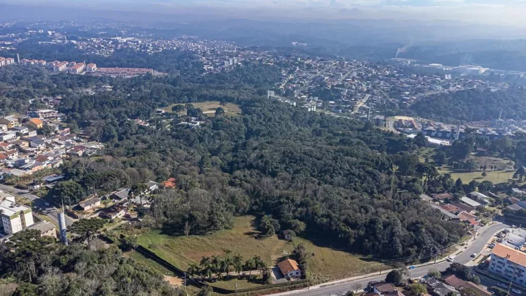 Imagem Terreno Santa Candida com 6161m²