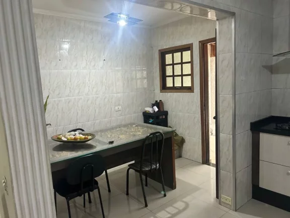 Imagem Sobrado com 3 dormitórios à venda, 234 m² por R$ 1.100.000,00 - Jardim dos Ipês - Suzano/SP