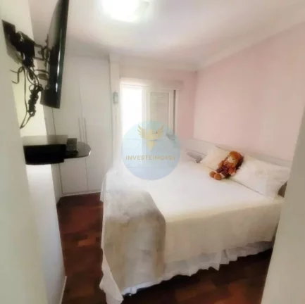Imagem Casa 2 Dorms com Quintal privativo e teto retrátil