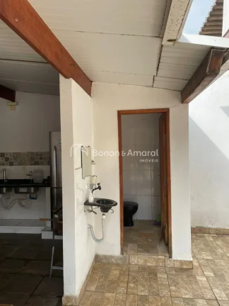 Imagem Elegância e Segurança: Casa em Bolsão no Jardim das Palmeiras. Viva com tranquilidade total a uma...