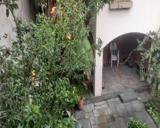 Imagem sobrado com 4 dormitórios, com jardim FL26