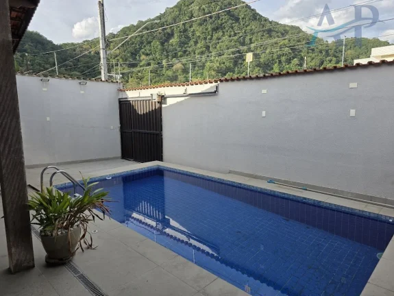 Imagem Casa para Alugar no Canto do Forte em Praia Grande