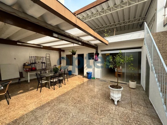 Imagem CASA COM 270,00 M², BAIRRO SANTO ANTONIO, 03 DORMITÓRIOS SENDO 01 SUITE -SÃO CAETANO DO SUL.