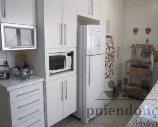 Imagem Apartamento à venda no Pacaembú com 03 suites e 03 vagas, 170m2