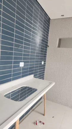 Imagem EXCELENTE SOBRADO NA MIRIM COM 3 DORMITÓRIOS 1 SUÍTE E COM 3 VAGAS!!!