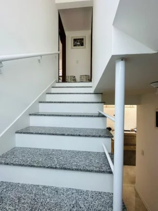 Imagem Sobrado com 2 dormitórios à venda, 120 m² por R$ 480.000,00 - Jardim Estela - Poá/SP